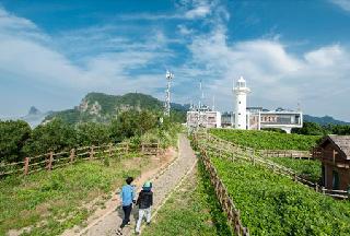 Good choice! Check out Gyeongsangbuk-do’s beaches!