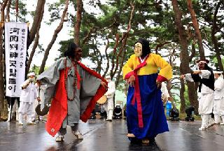 Gyeongsangbuk-dos traditional heritage going beyond Korea. ...